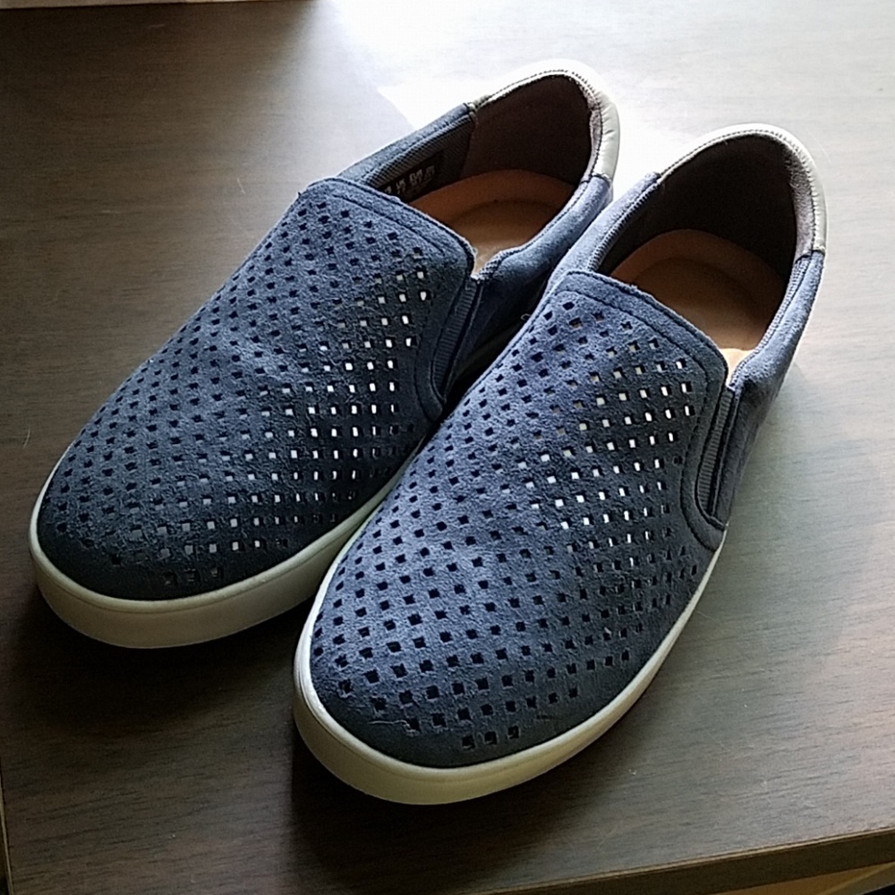 NWOT Dr. Scholl's Scout Oxide blue Suede